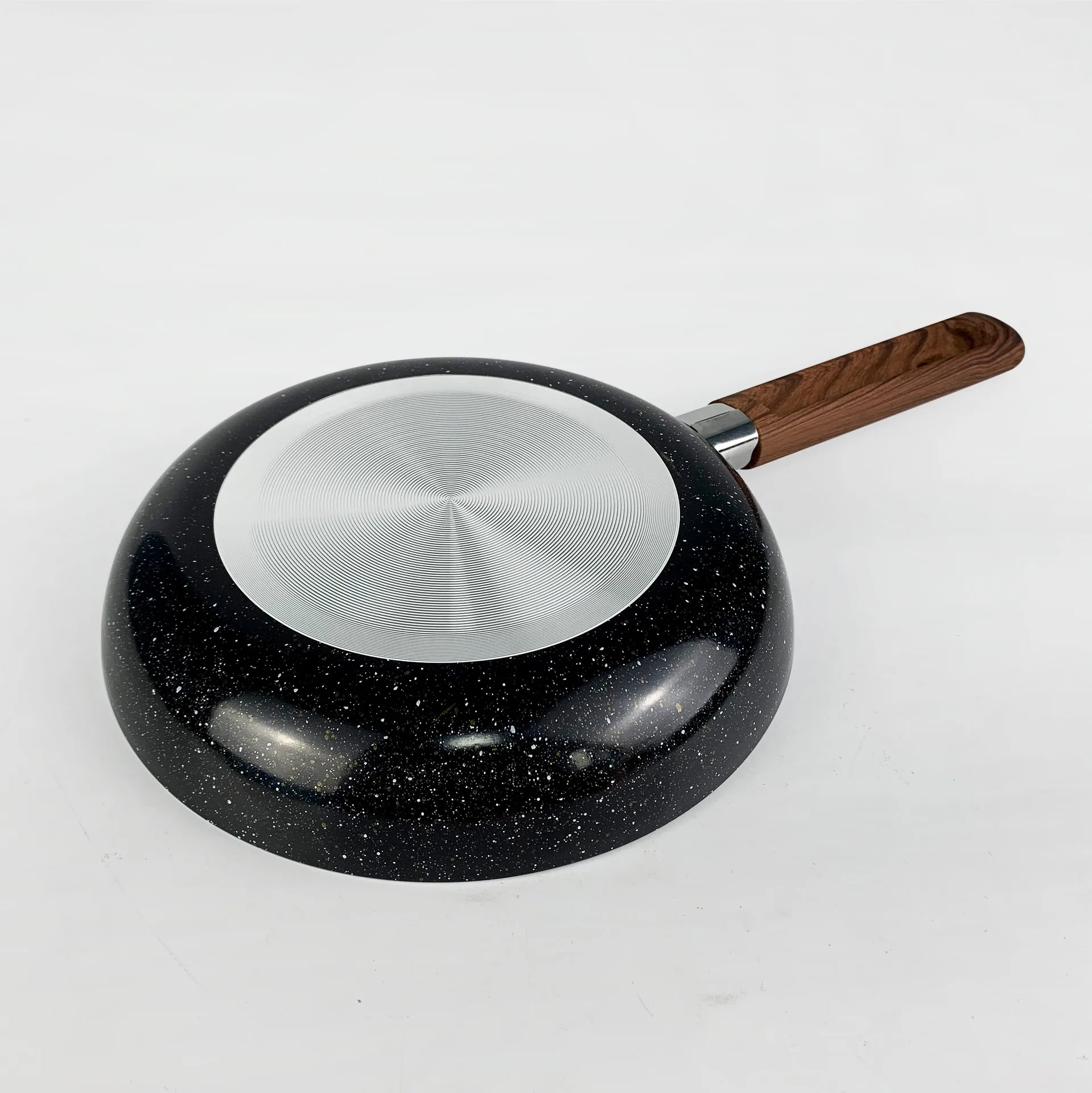 2-Piece Mini 5.5 Inch Non-Stick round Fry Pan with Serrated Turner for Outdoor Cookware