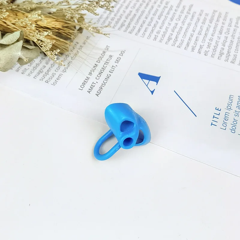 Pencil Grips For Kids Handwriting For Preschool Silicone Pencil Holder Pen Writing Aid Grip Posture Correction Tool