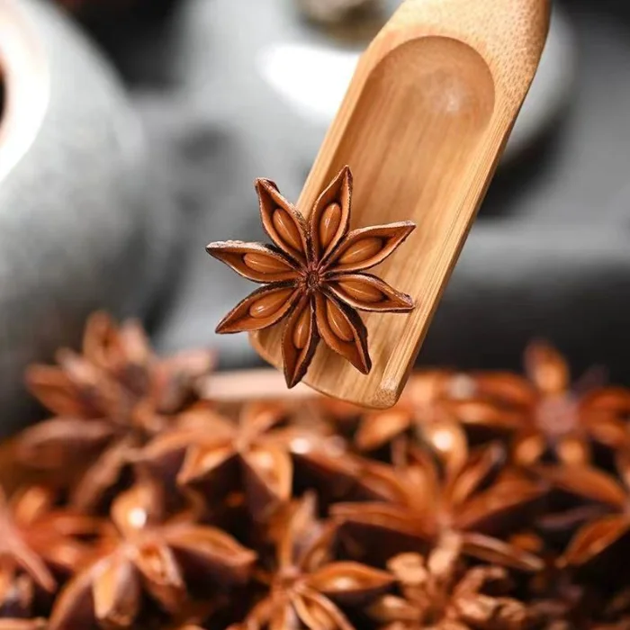 Hot Sale Whole Star Anise Guangxi red star anise Chakri Phool Seeds