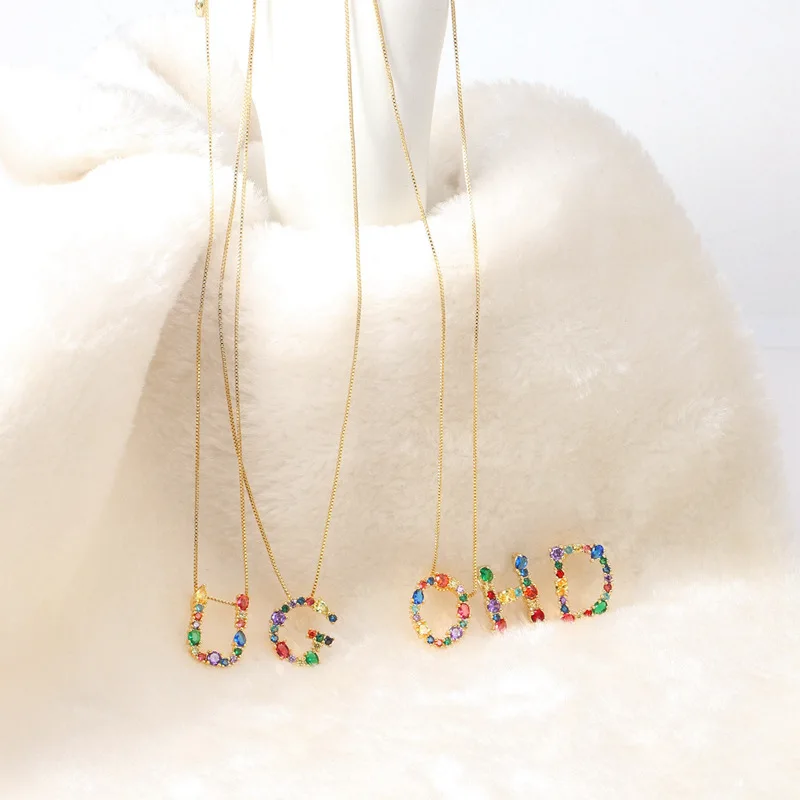 2020 hot selling colorful Rainbow 26 alphabet name letter pendant necklace, 26 letter crystal clavicle chain necklace for women/