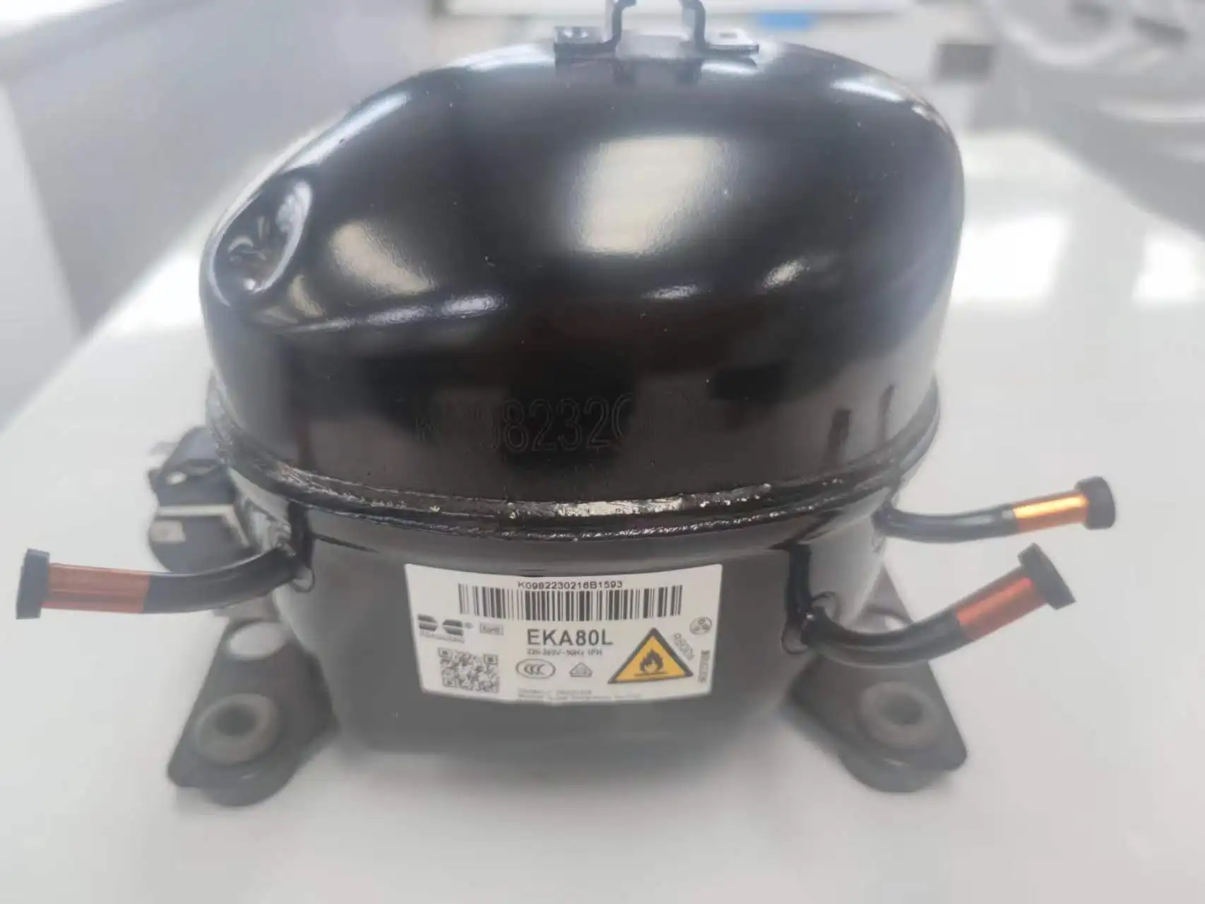 Компрессор для холодильника R134A R290 R404 R600A