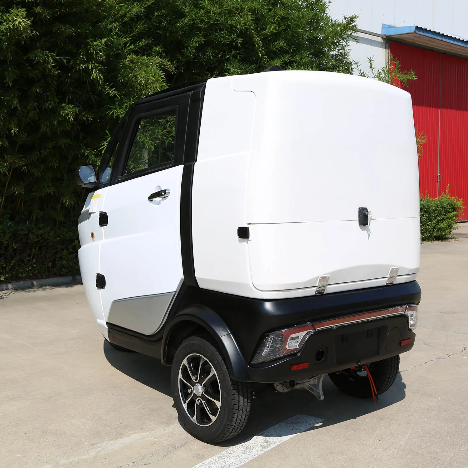 3 Wheel Electric Scooter Tricycle Food Truck