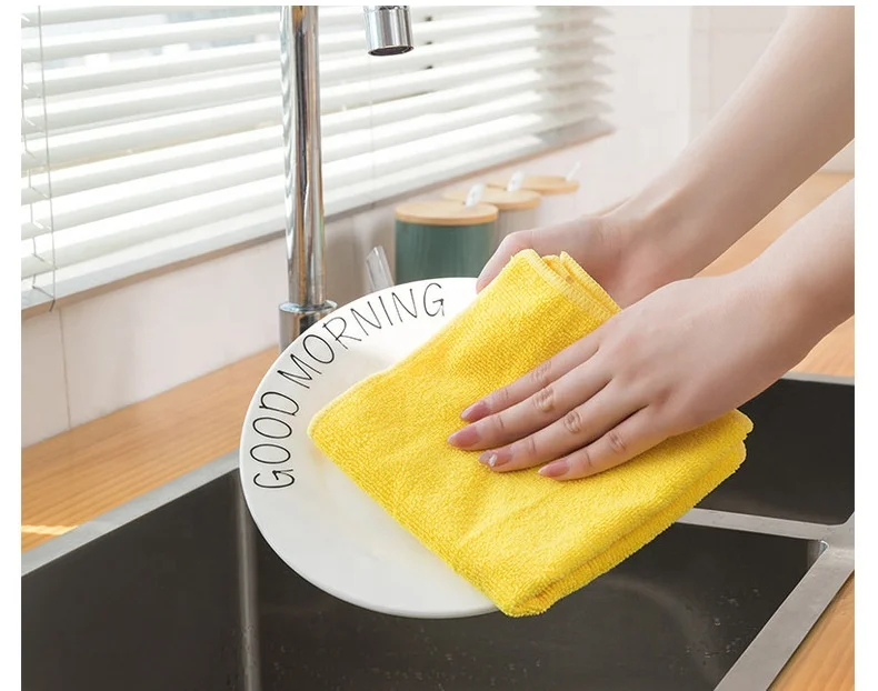 12x12 Inch 200 GSM Soft Absorbent Microfiber Car Detailing Towel Microfiber Car Cloth