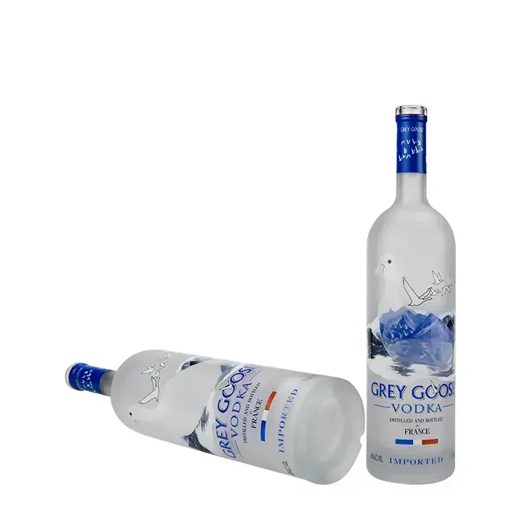 700ml 750 Ml Vodka Frosted Bottle Black Matte Corked 500 Ml Glass Bottles For Alcoholic Whisky Manufacturer Wholesale