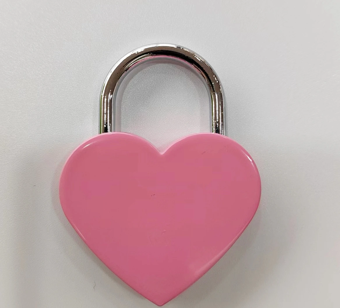 WH454 Metal Heart Shaped Padlock Mini Lock  Jewelry Box Storage Box Suitcase Luggage Box Key Lock With Key
