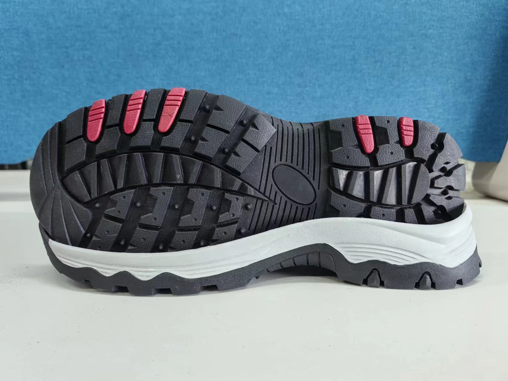 Factory Wholesale High Quality Sport Sole Outdoor Climbing Lightweight Sole Wear-Resistant Material Safety Shoe Outsole