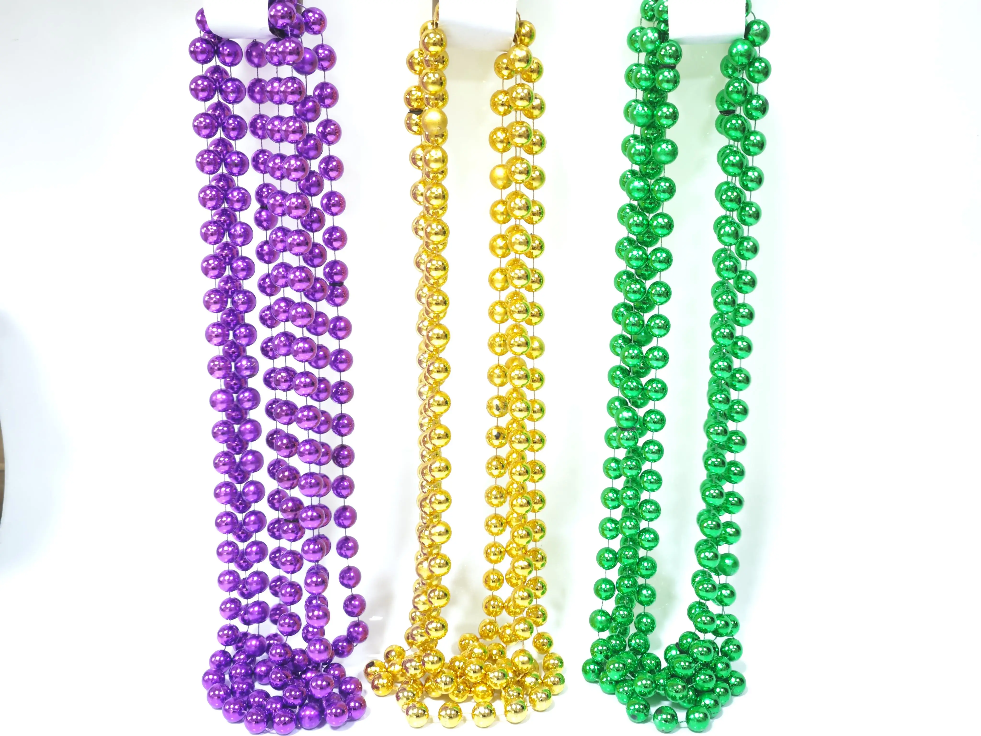 Plastic Colorful Gold Green Purple Mardi Gras Throw Beads Necklace  for Mardi Gras Tuesday Party and Holiday  Decoration