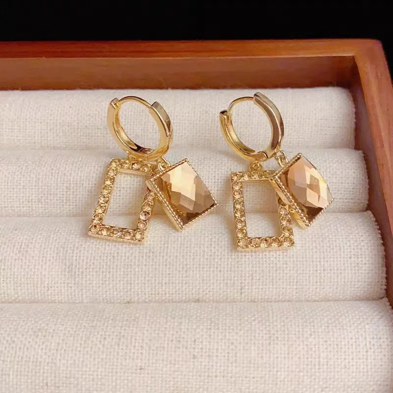 Fashion Maillard retro series light luxury super flash girl style geometric Square zircon Hoop Earrings fashion Jewelry Women