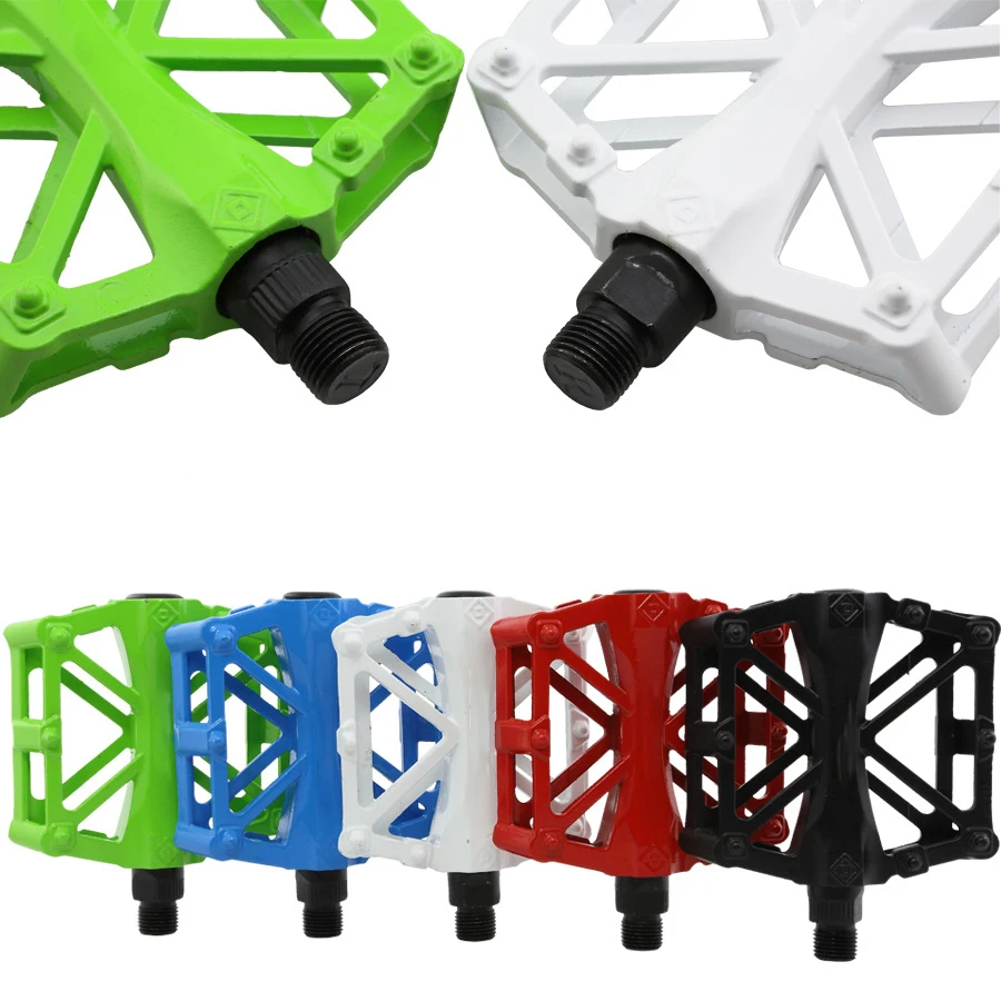 Black Super Light Bike mtb Pedal Hot Sale Full CNC Mountain Bike Red Pedal Bicycle Bearings Pedals