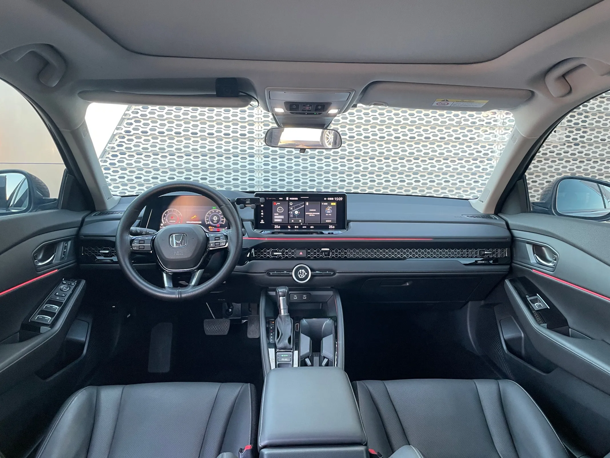 Подержанный автомобиль для Honda Accord Китай дешевый 2023 260 турбо Lhd премиум с низким пробегом аккуратно использованный роскошный бензиновый седан