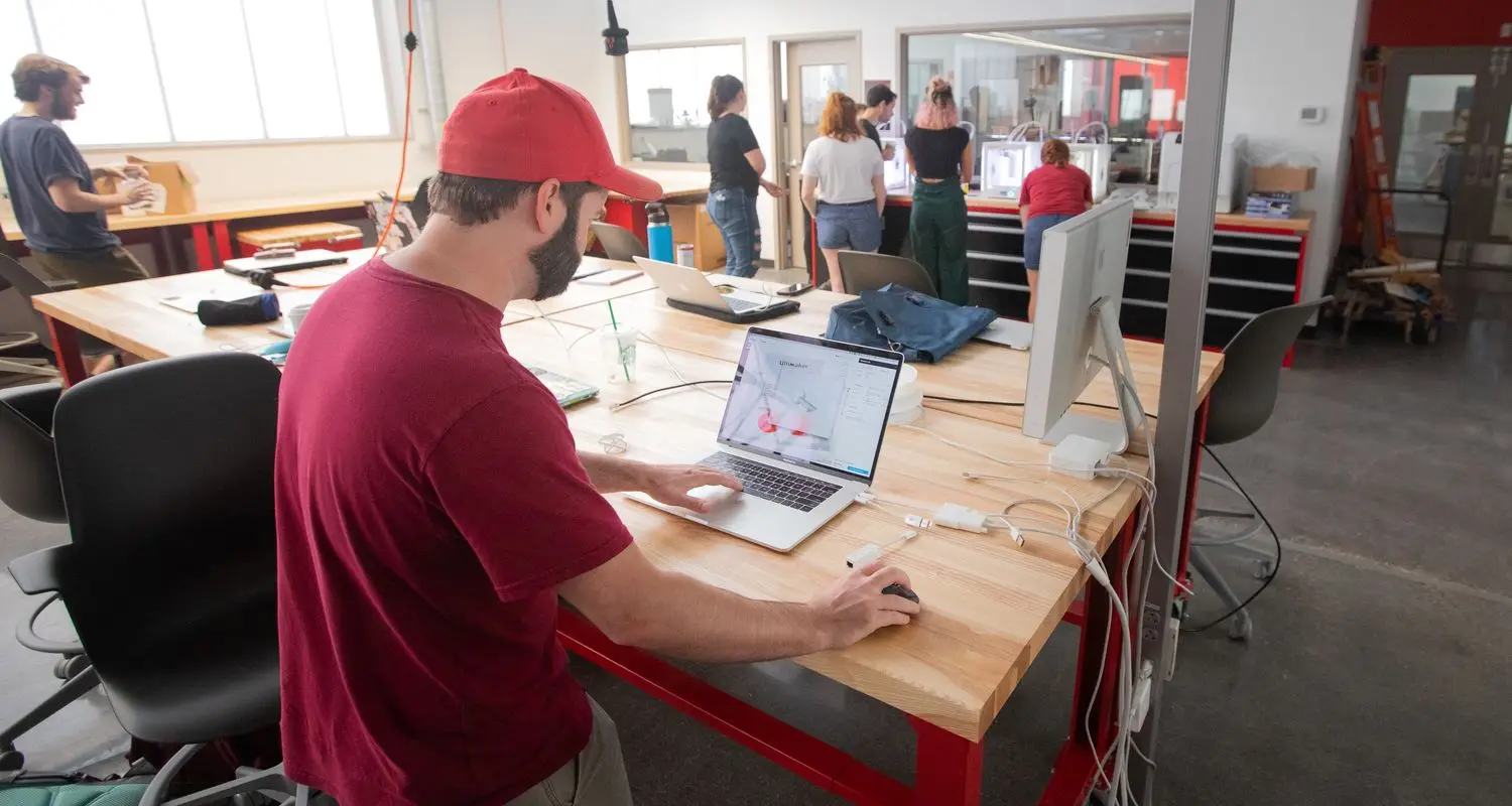 Ash Wood Maker Table Casters Flexible School Laboratory Furniture Classroom Makerspace Library Ash Wood Work Station