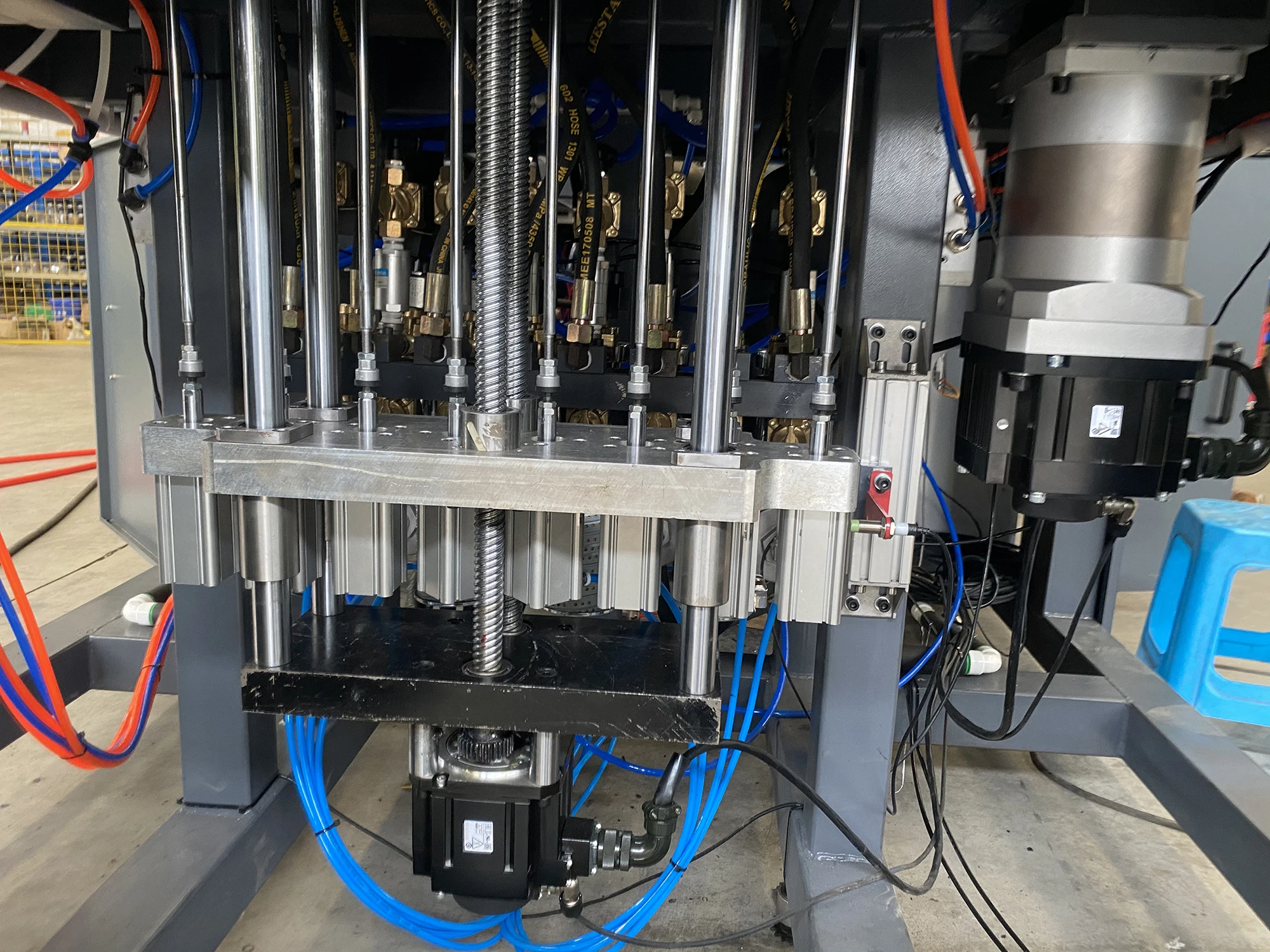 800ML 500ML  100ML plastic can making machine fully automatic blow moulding machines