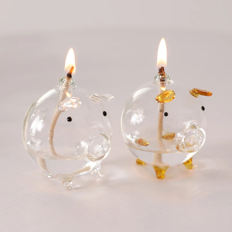Decorative Hand Blown Table top Piglet shape Glass Oil Chimney Candle Lamp with Wicker Oil Burner