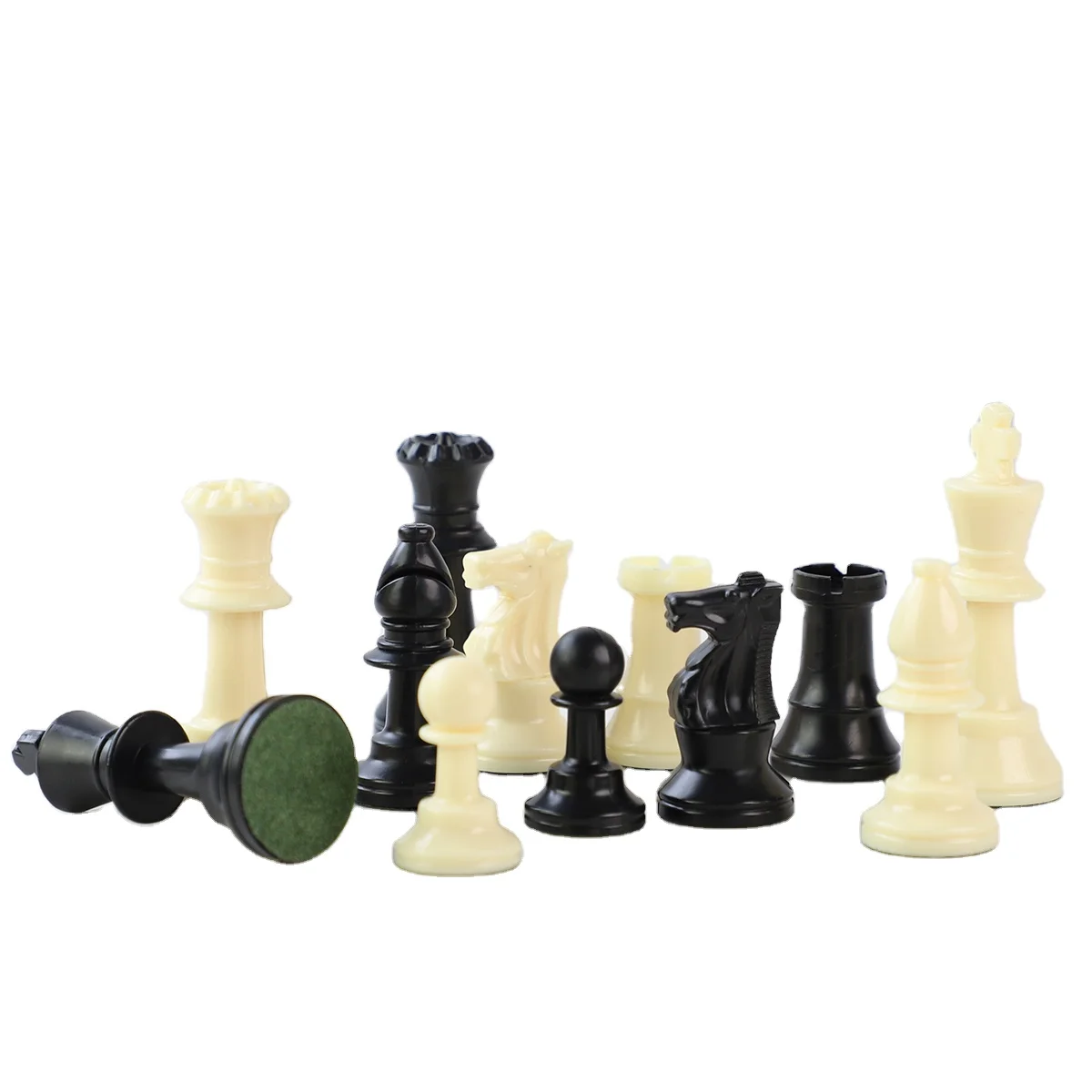 Manufacturers selling Analysis Size PS material 6.4 cm king height portable small 32 chess pieces sets piezas de ajedrez