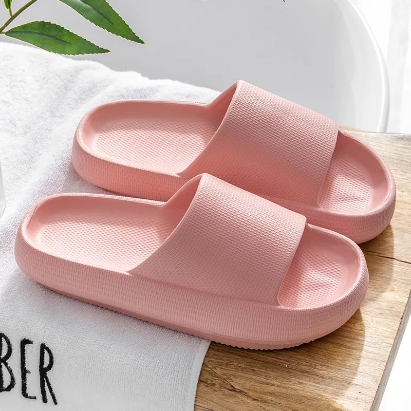 Household slippers Women and men wear shit slippers outside in summer Couples bathroom anti-slip fashion thick sole sandals