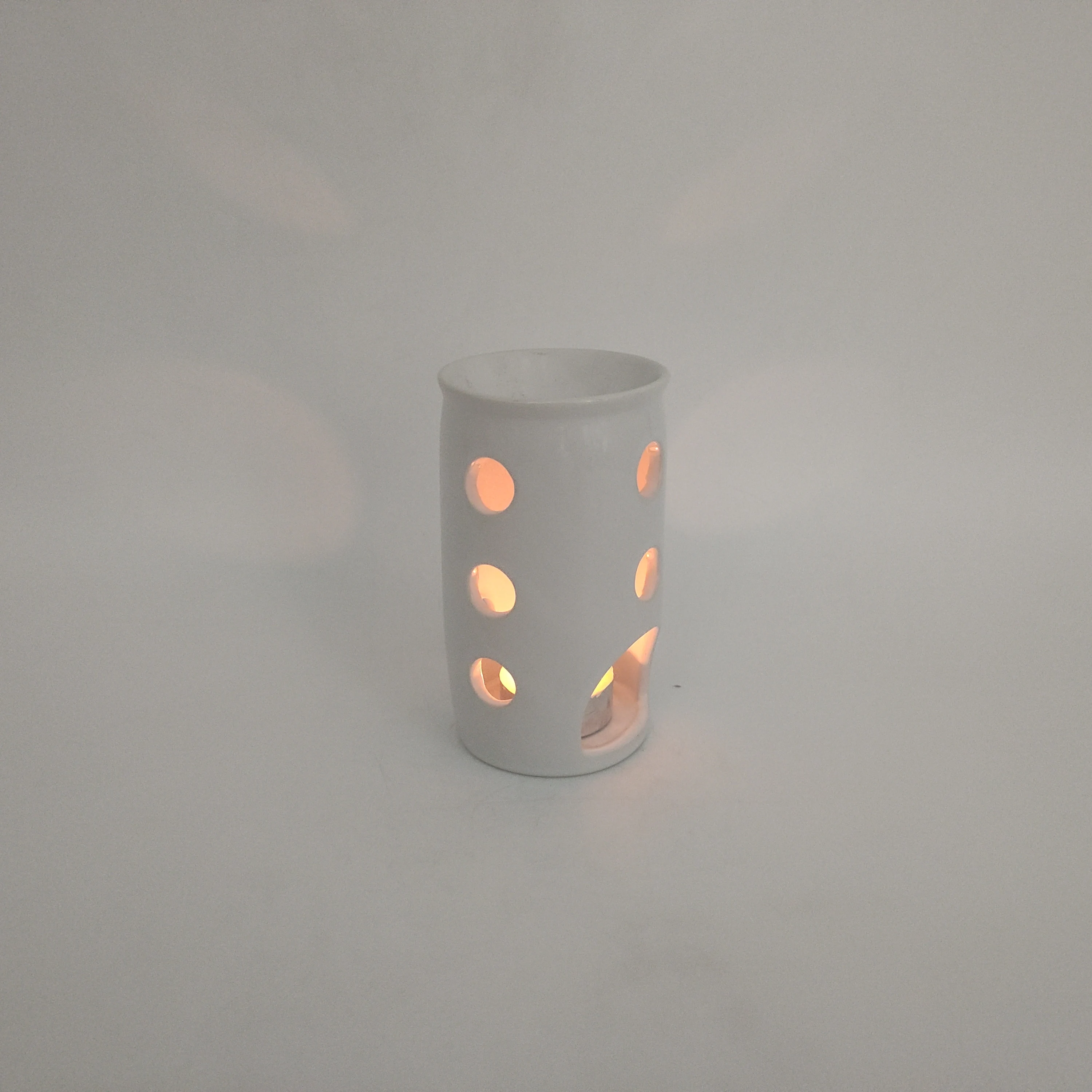 New Ceramic Wax Melt Candle European Style Simple Pure White Ceramic Aroma Base Essential Oil Stove Household Warmer