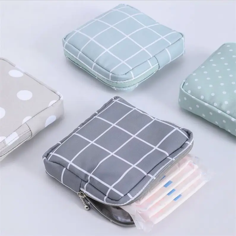 Women Sanitary Napkin Storage Bag Portable Tampon Pad Pouch Cosmetic Bags Ladies Girls Makeup Bag Tampon Holder Organizer