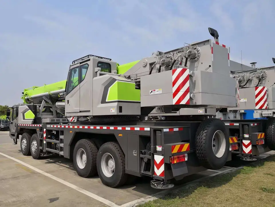 Компания ZOOMLION Фирменная Новинка 50 тонный Автокран ZTC500A562 с 5-ю секциями