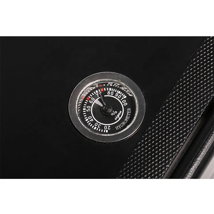 Custom Logo cigar plastic storage box humidor Travel cigar humidor box With hygrometer