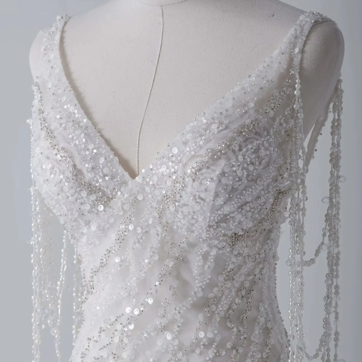 Wedding Dress V Neckline Drape Dangling Pearl Chain Chapel Train Mermaid Vestido de novia boda robe de mariage Plus Size Sirene