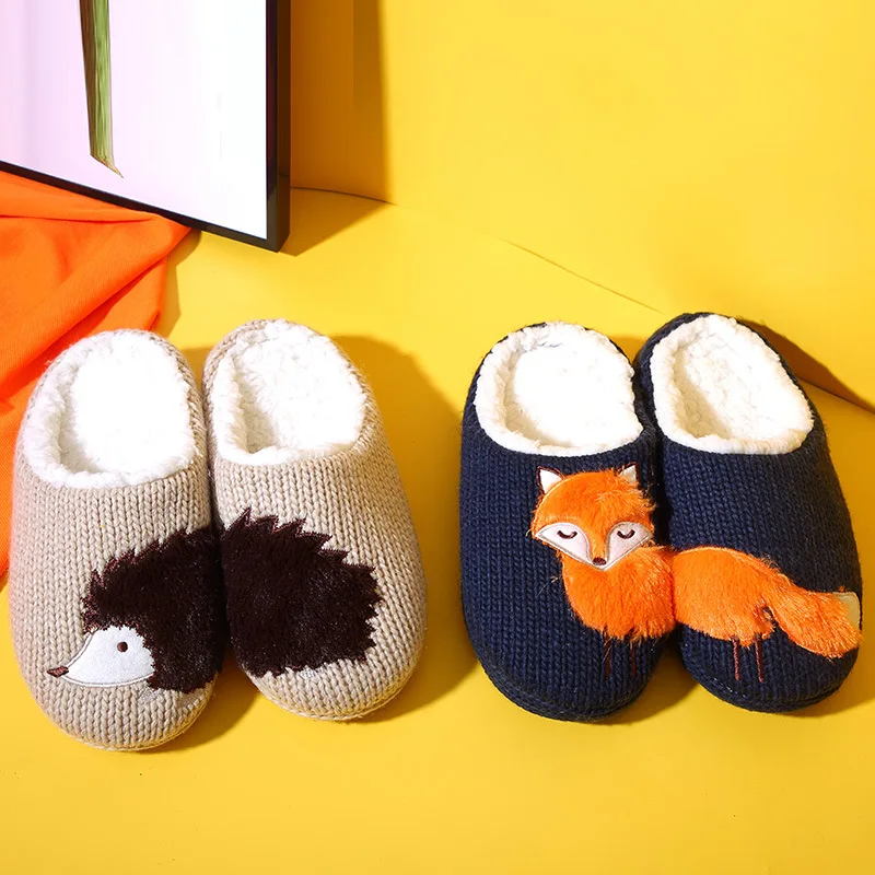 2023 New Cartoon Cotton Slippers for Men and Women Indoor Warm Cute Slide with Fur Plush Insole and TPR Outsole for Autumn