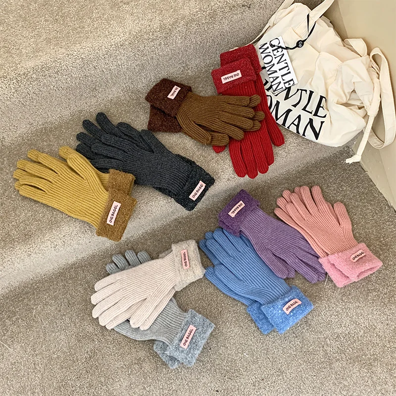 Wholesale Thick Warm Full Fingers Knitted Glove Soft Touch Screen Solid Color Gloves