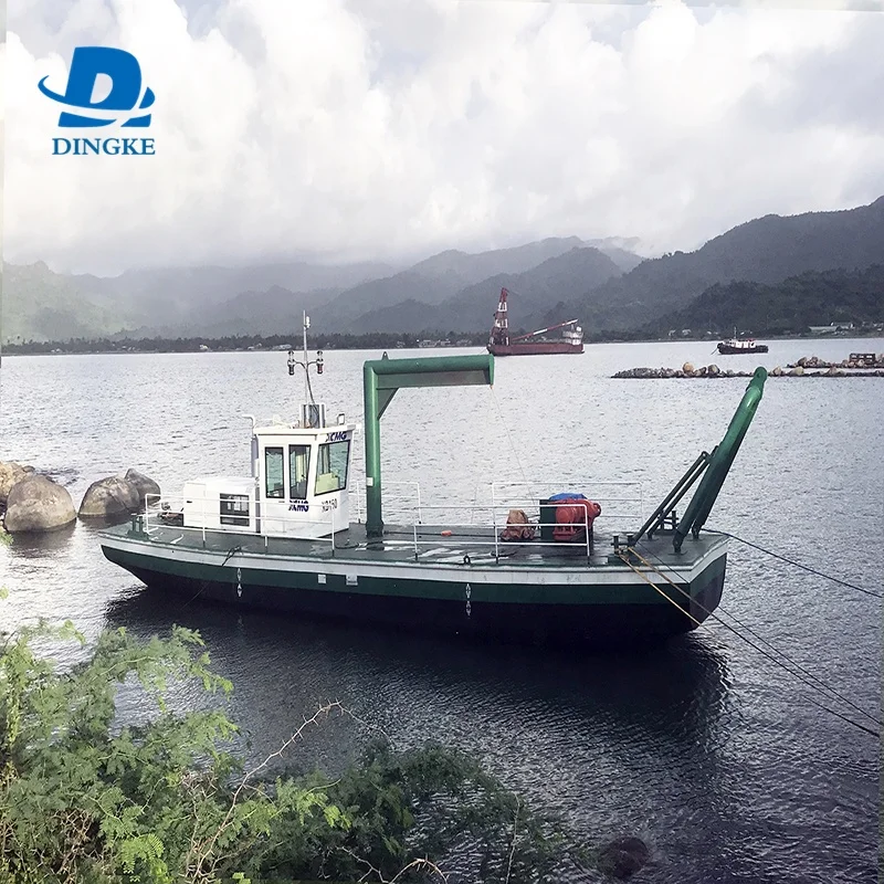 China hot sale sand  cutter suction dredger for river and lake desilting with low price