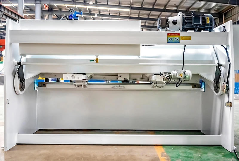 6*4000mm Hydraulic Shearing Machine with E30 system from Durmark Auto ANH, CHINA