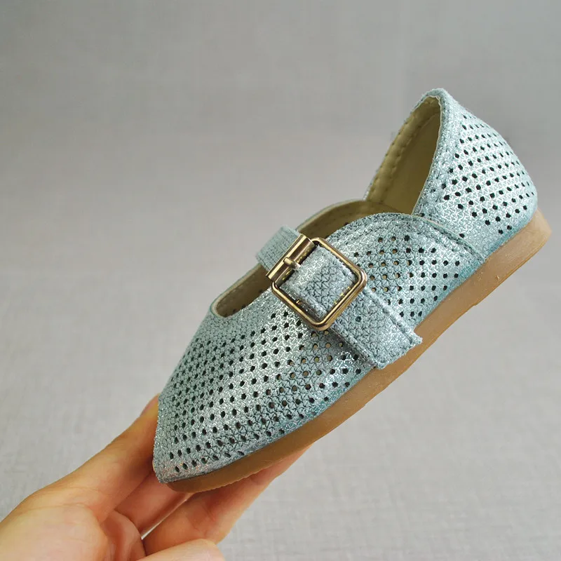 
E62-3 New Arrival Decoration Kids shiny summer sandals Girls lovely Sandals 3 dollars 