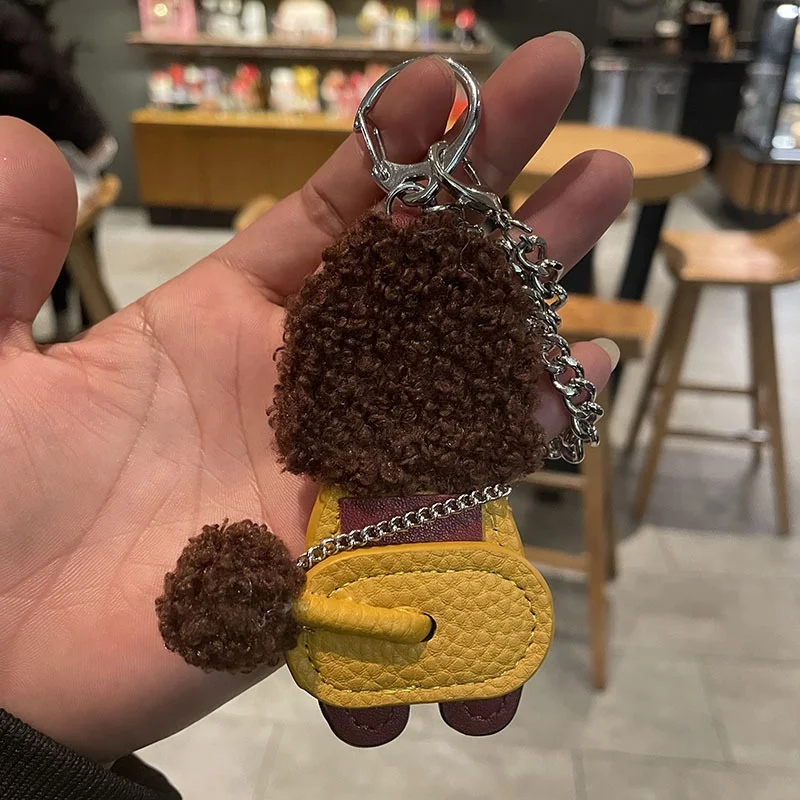 Luxury Designer Key chain Leather AccessoriesKey Ring Charm Women Bag Keychain Cute Fluffy For Women Pompom Metal Keyring