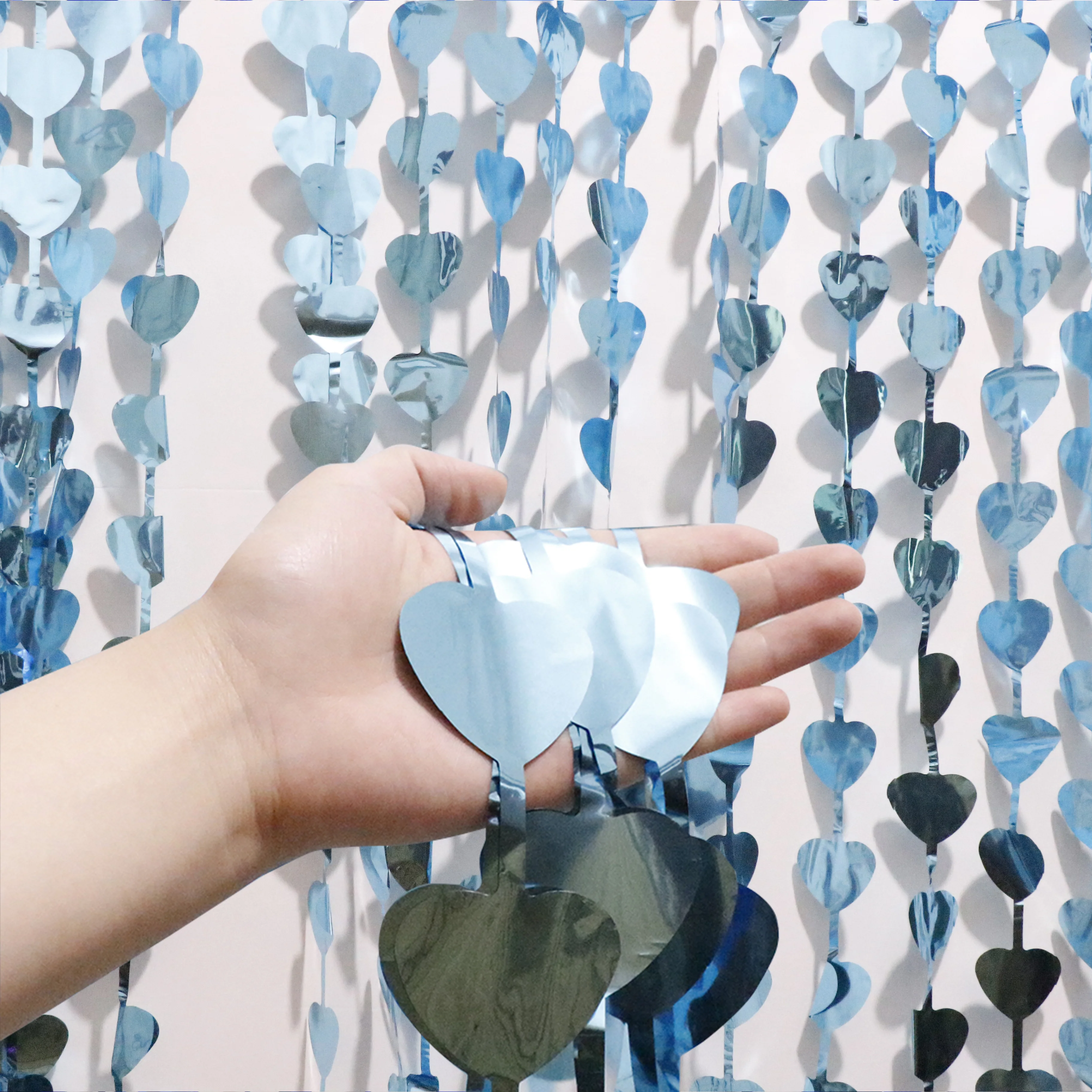 Multicolor Custom Natural Foil Biodegradable Heart Foil Curtain Event Party Supplies for Birthday