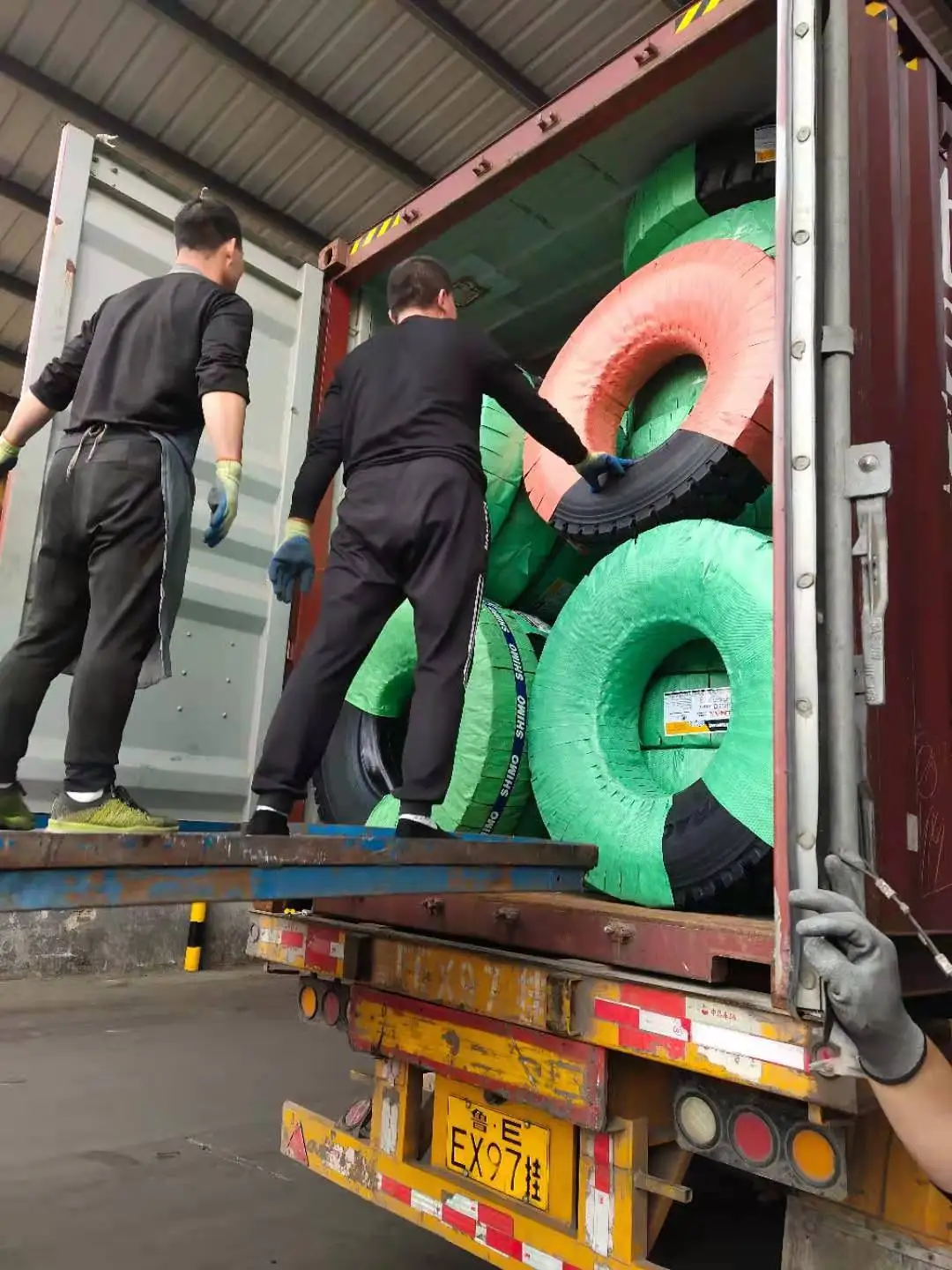 Новая китайская радиальная грузовая шина 315/80R22.5