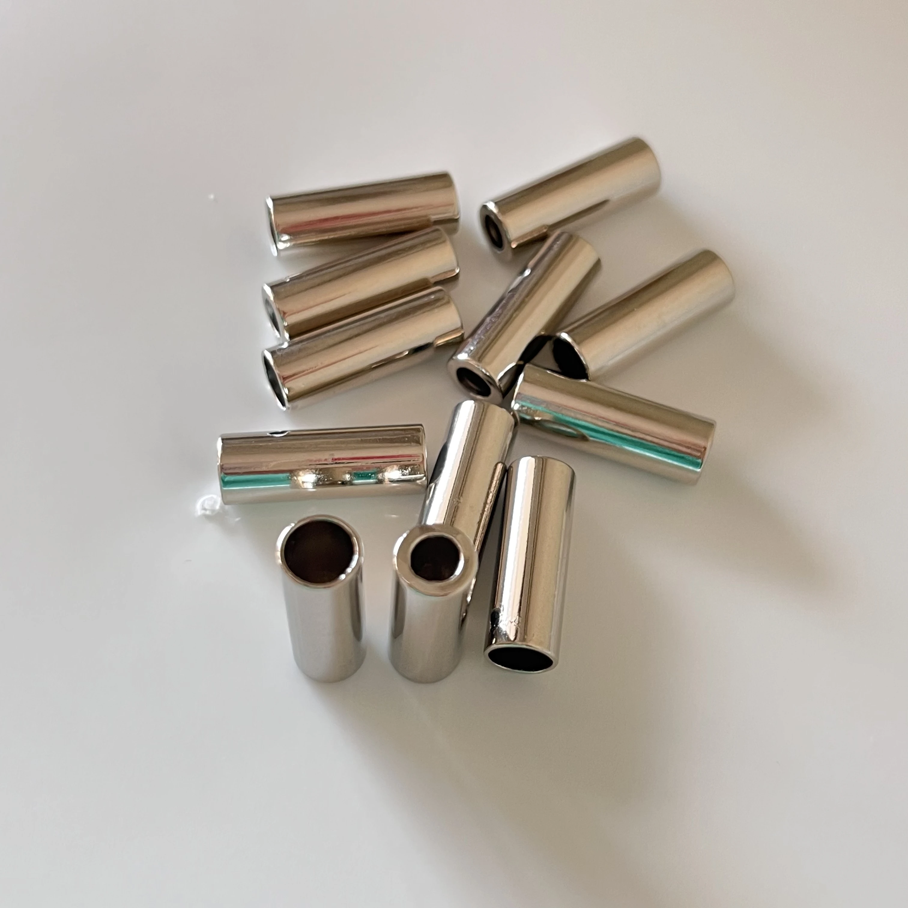 Эластичный шнур, регулирующий шнур