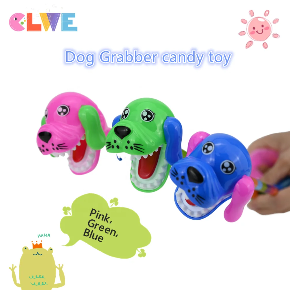 Hot sale Indoor outdoor party game toy Primary true color real color animal toy candy long neck dog grabber dog claw clip candy toy