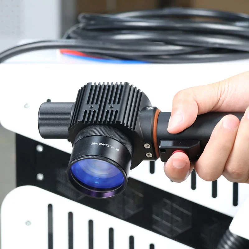 Laser New Model 200W Pulse Laser Cleaning Machine for Wood Paint Stone Stainless Alumina 300W Pulse Laser
