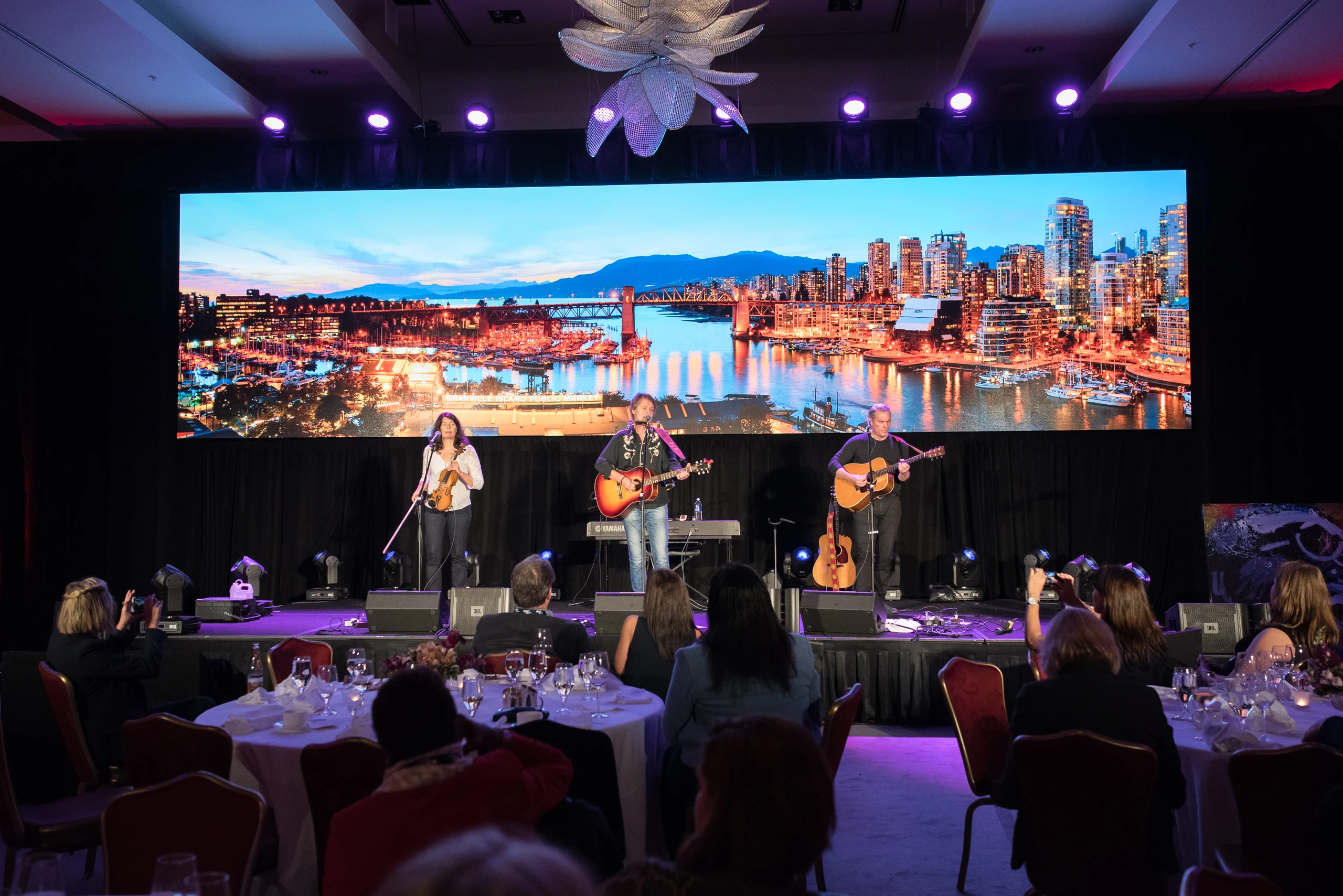 
Indoor outdoor commercial advertising stage led display p2 led display module 