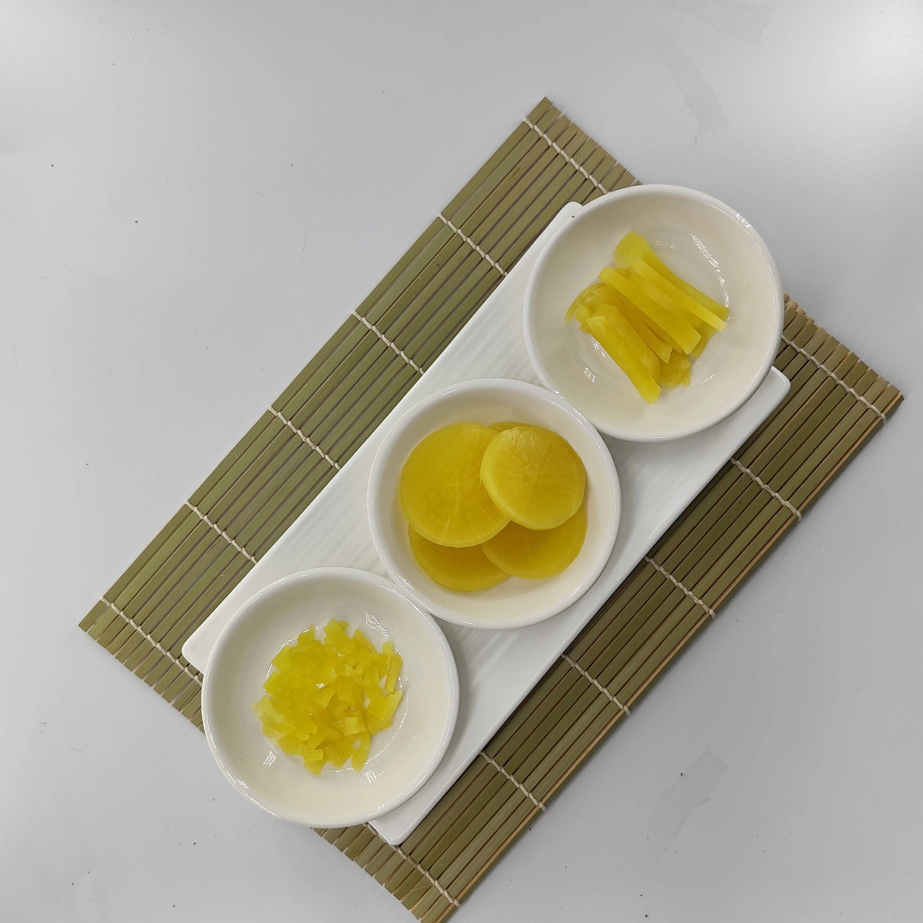 Hot Selling Wholesale High Quality Natural Korean Assorts Food Pickled Radish Strips For Supermarket And Restaurant