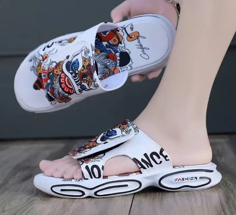 Popular Chinese-style Lion Dance Men Slippers Summer Outdoor Platform Sandals Trend Beach Shoes