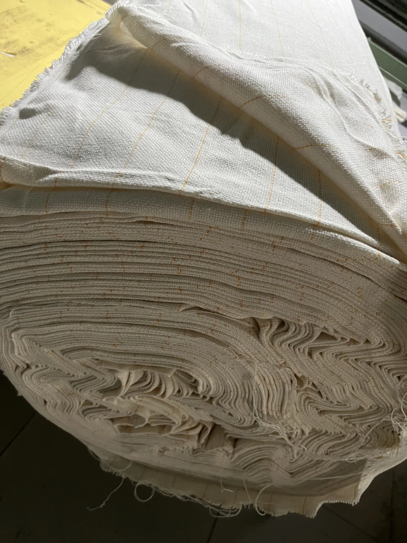 Primary color tufting fabric, carpet base fabric, cotton and polyester blended tufting fabric