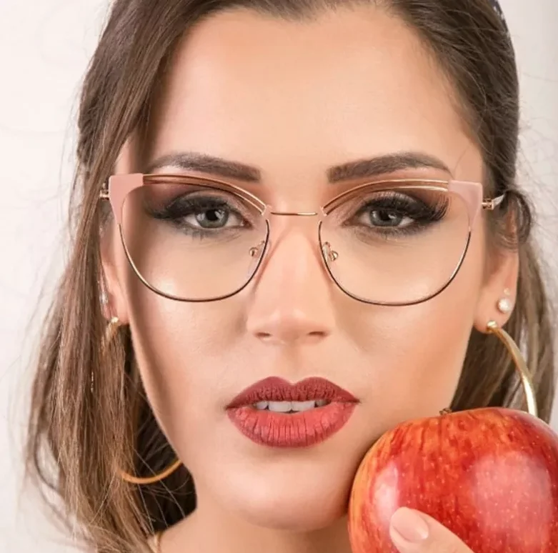 Cat Eye Style Retro Anti-Blue Light Optical Frame Glasses New Gold Trend Females Sunglass Metal PC Eye Protection Computer Users