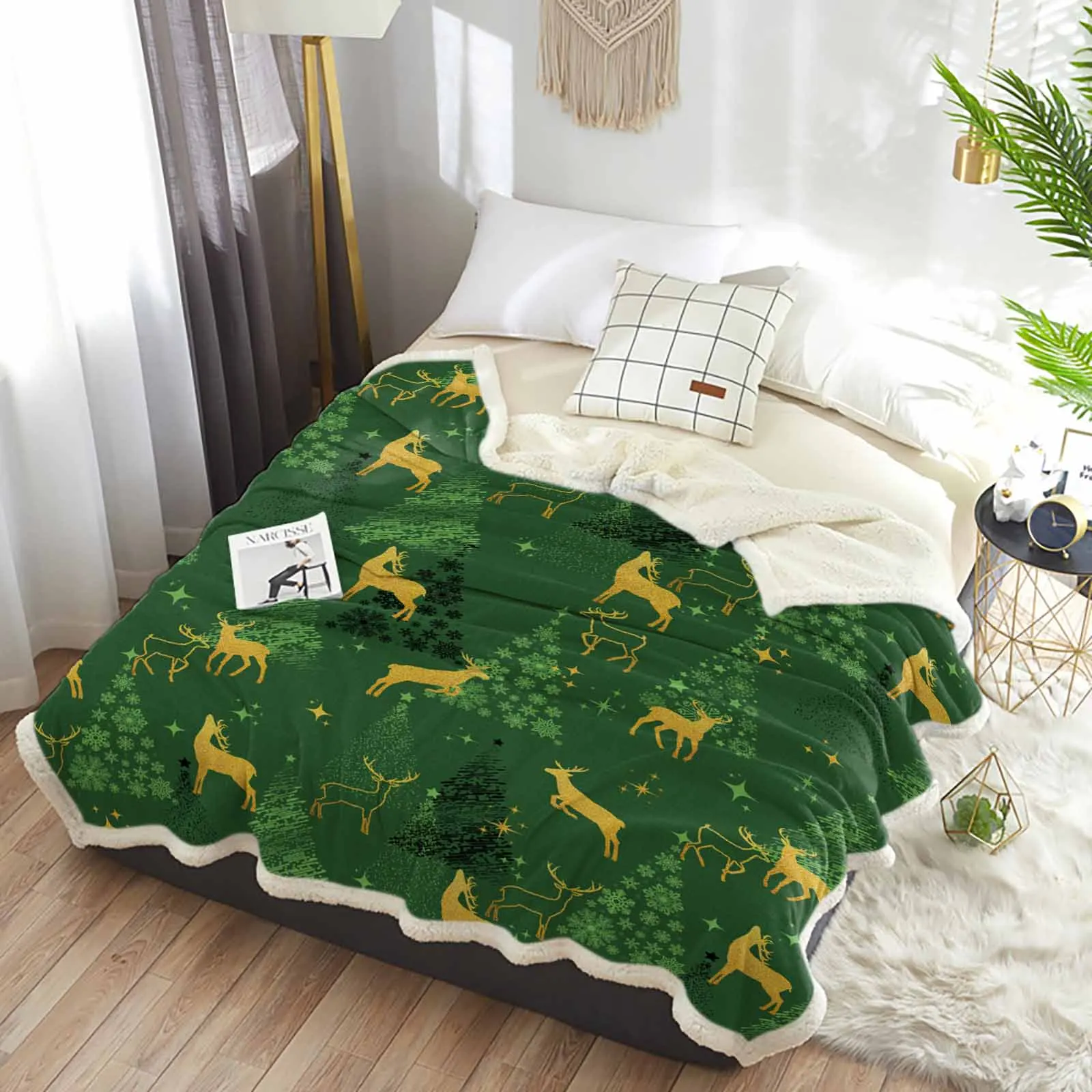 New Year Gift Christmas Elk Deer Design Soft Warm Fleece Blanket Double Layer King Size Flannel Sherpa Blanket For Bed