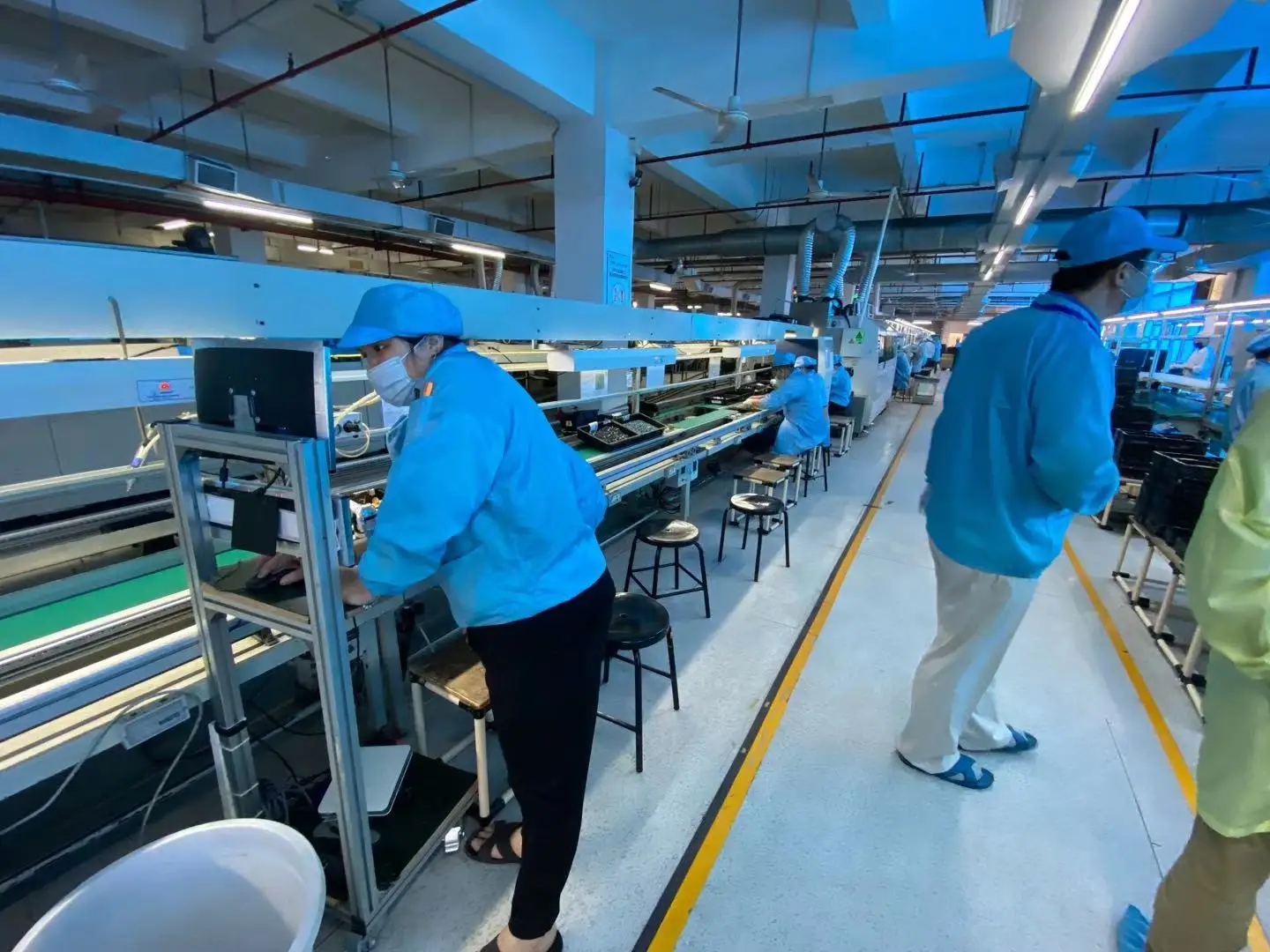 JY-A70 4G GPS DASHCAM ADAS DSM Driver Status Monitor 4G 2 Channel Internet GPS Storage Card Video