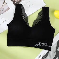 2021 spring and autumn Japanese V-neck lace French wrapped chest tube vest can be worn with chest pad sexy gathered underwear