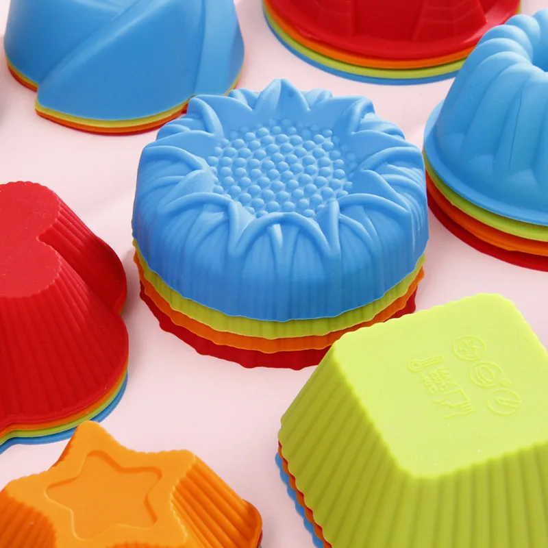Eco-friendly Reusable Colorful Round Shape Silicone muffin Cup Cake Mould Mini Cake Maker Food Grade Silicone Cake Mold