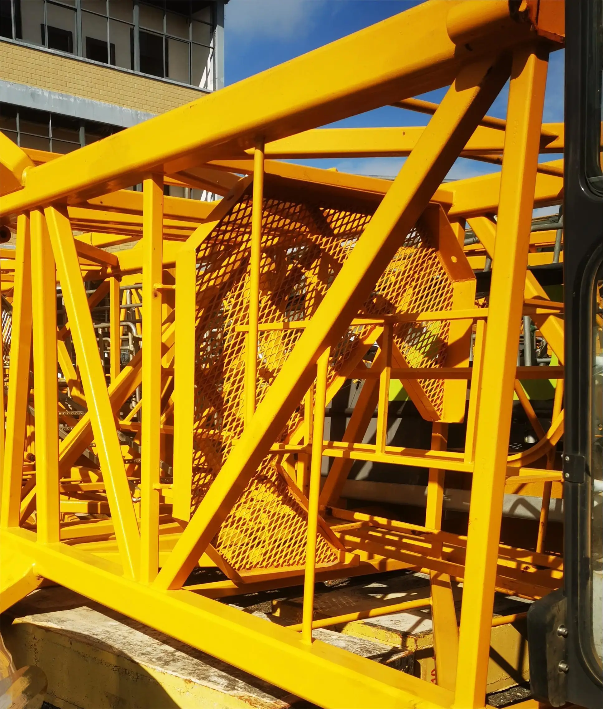 2020 year  high quality  used  flat top  tower crane  WA6015-8A   maximum  lifting weight 8 tons 60 m jib