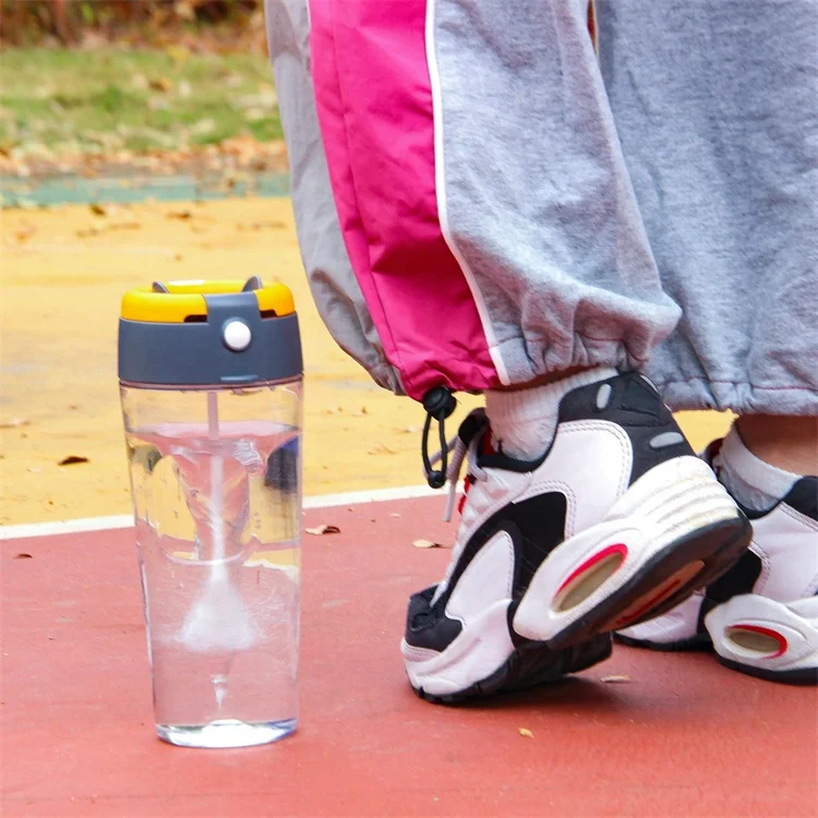 Wholesale fitness sport gym vitamins and supplements water drink electric mixing protein shaker bottle