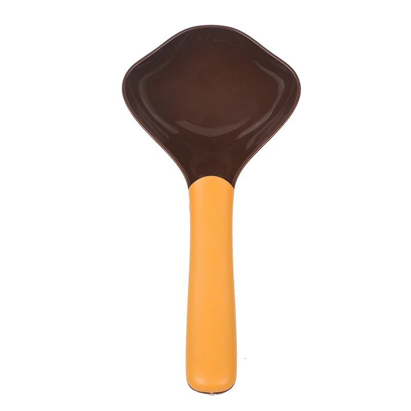Pet Food Can Spoons Plastic Long Handle Curved Design Food Mixing Spoons For Dog and Cat Measuring Scoops
