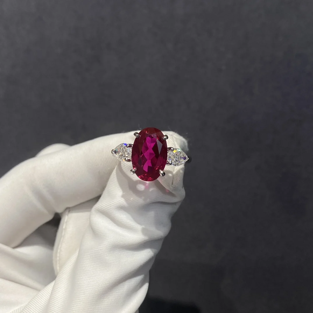 Prong Setting Lab Ruby Sapphire Ring 14K/18K Rel Gold Color 3.90CT Oval Diamond Ring Pear Side Three Stone Rings