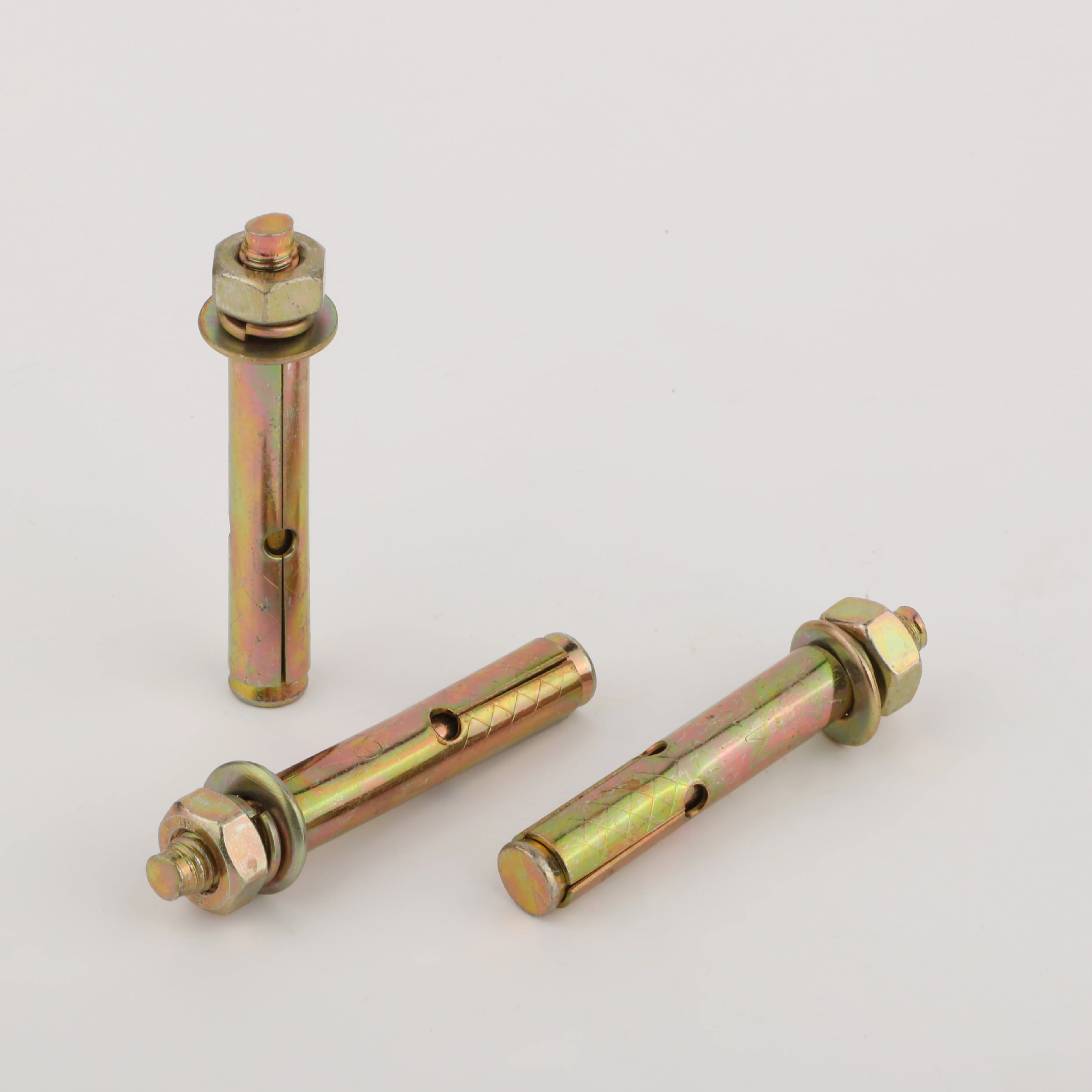 Factory direct selling zinc plated sleeve anchors expansion screws bolt