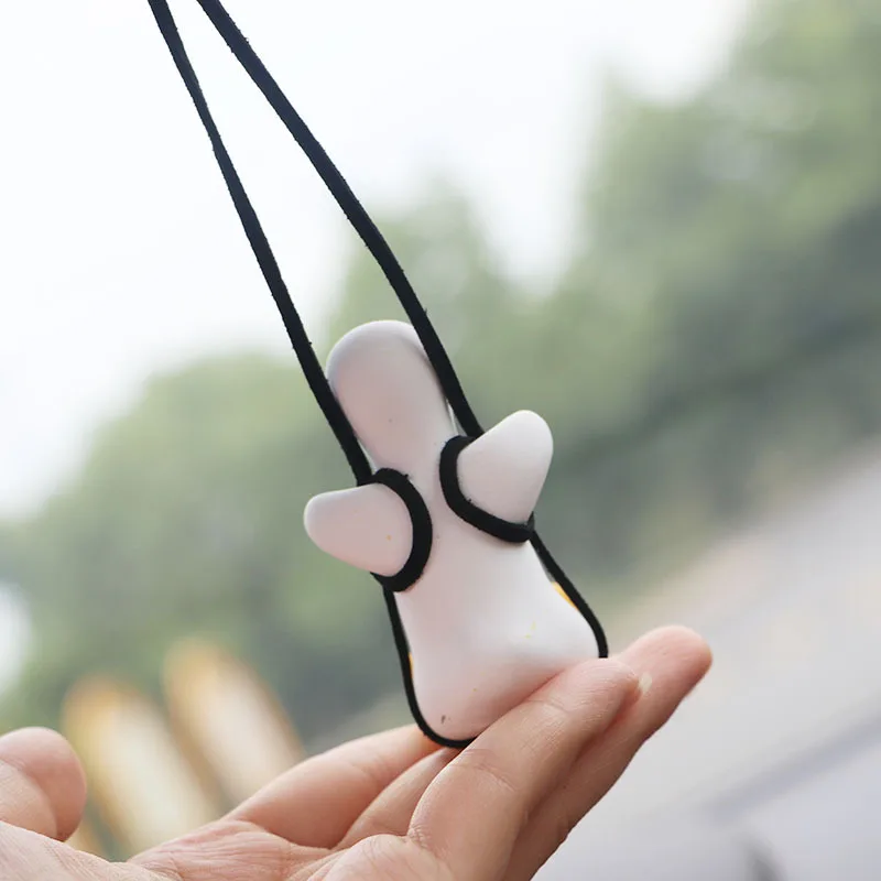 Car rearview mirror decoration pendant swing duck car pendant interior rearview mirror charm cute decoration